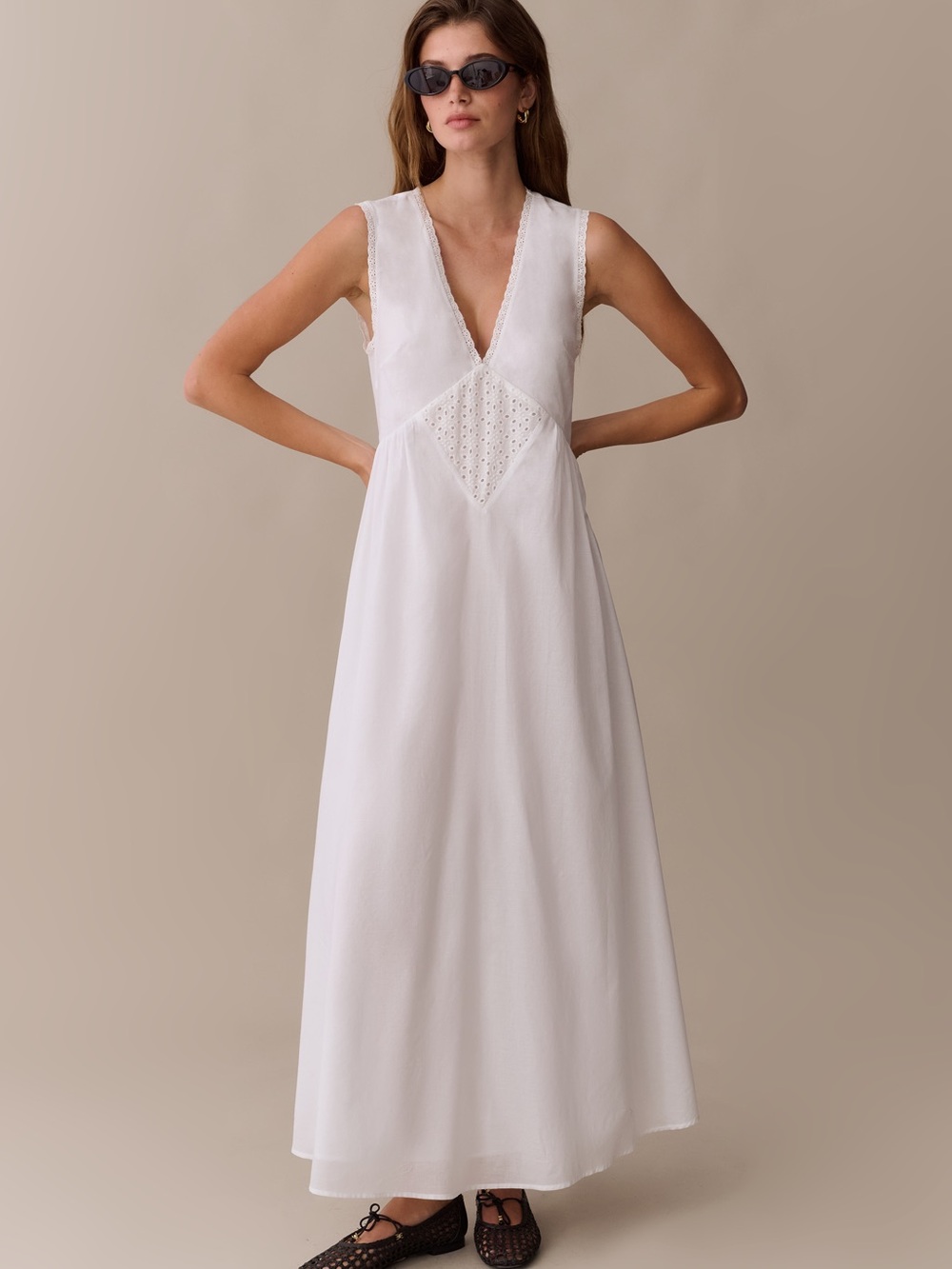 kourt
Sonnet Cotton Dress V-Neck Sleeveless White Eyelet Sz Sm NWT